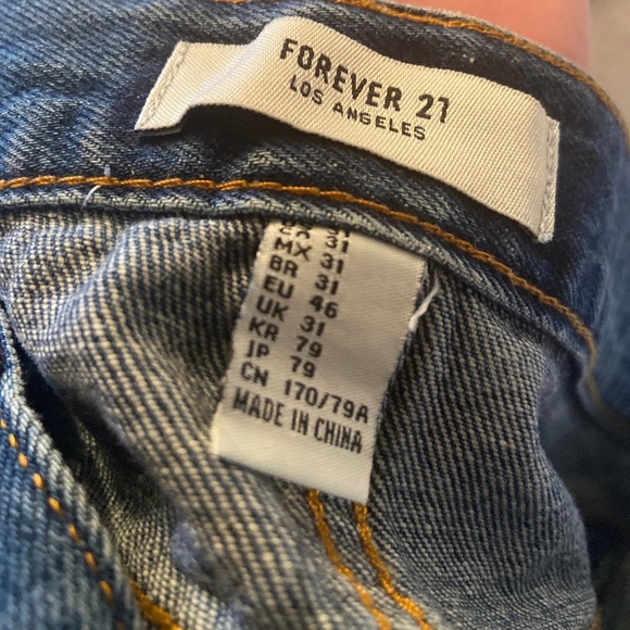 Mini Skirt (31” waist) - Picture 3 of 3